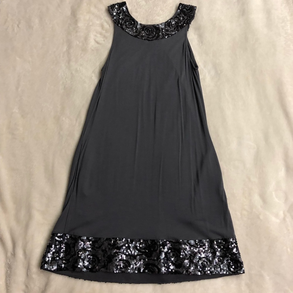 Express dress - Picture 3 of 5